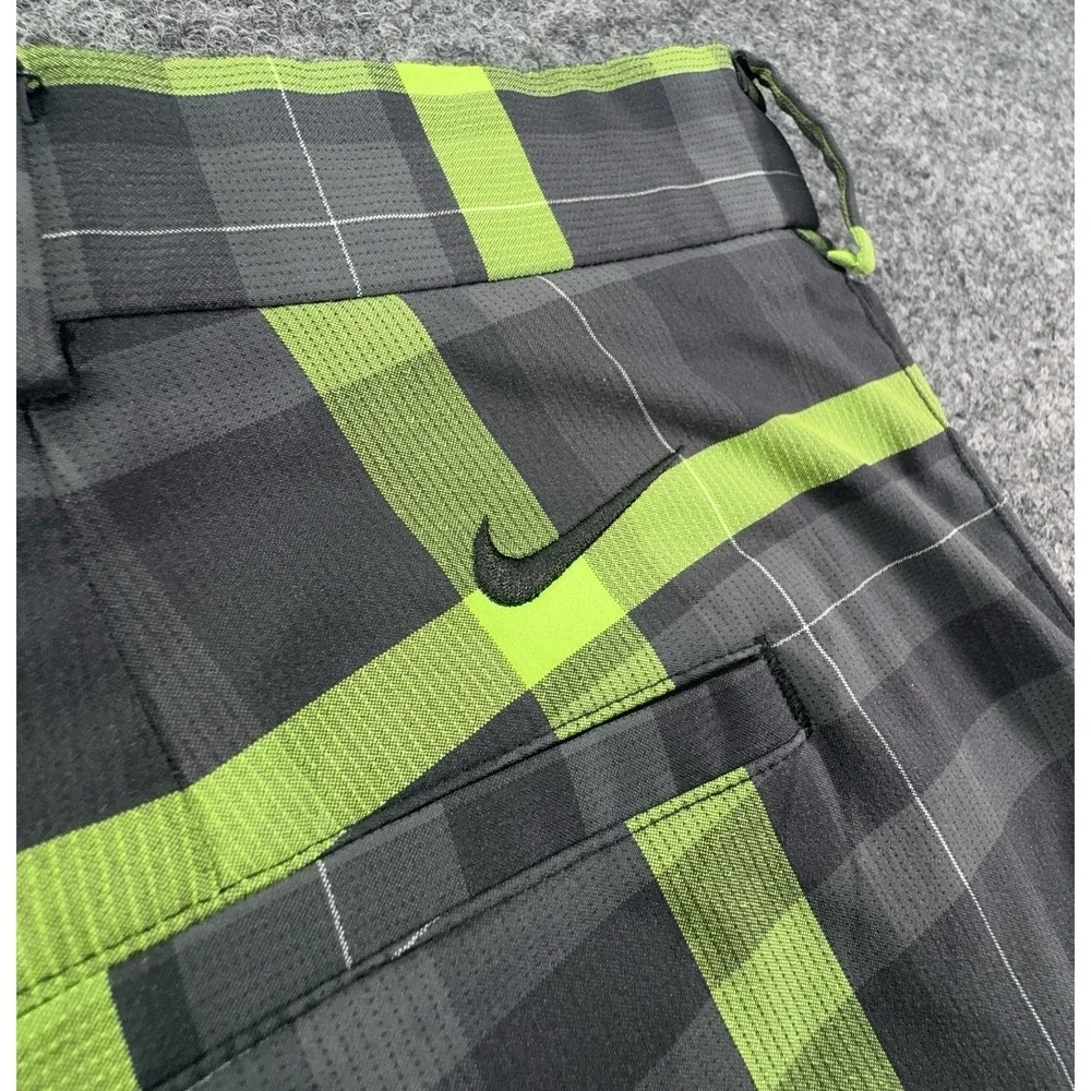 Nike Men's Dri-Fit Golf Shorts Size 38. Black Neon Green Plaid Polyester EUC